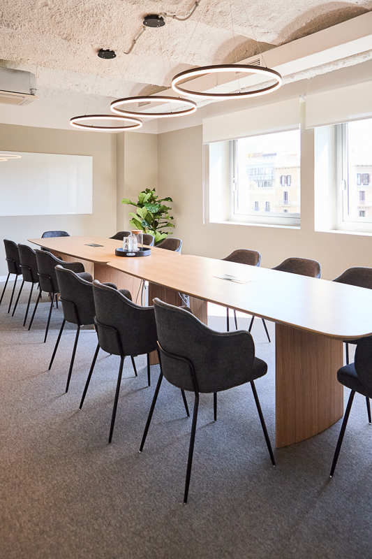 Meeting room in Coworking in Paseo de Gracia, Barcelona